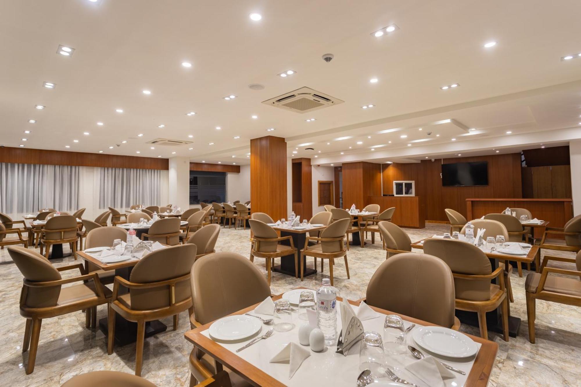 Mandala Norling Lords Prime Kathmandu Hotel Exterior photo