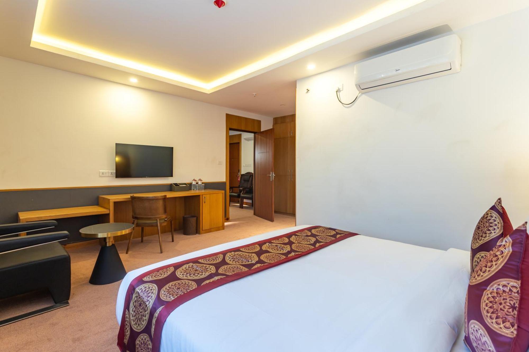 Mandala Norling Lords Prime Kathmandu Hotel Exterior photo